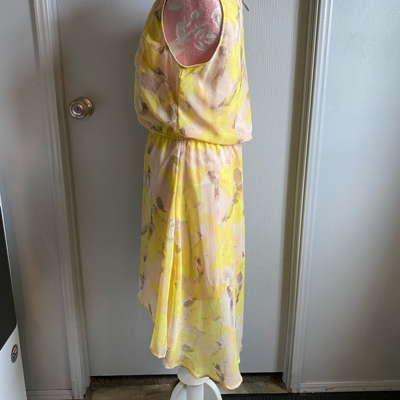 Sleeveless Yellow Dress by Mossimo - Picture 4 of 8